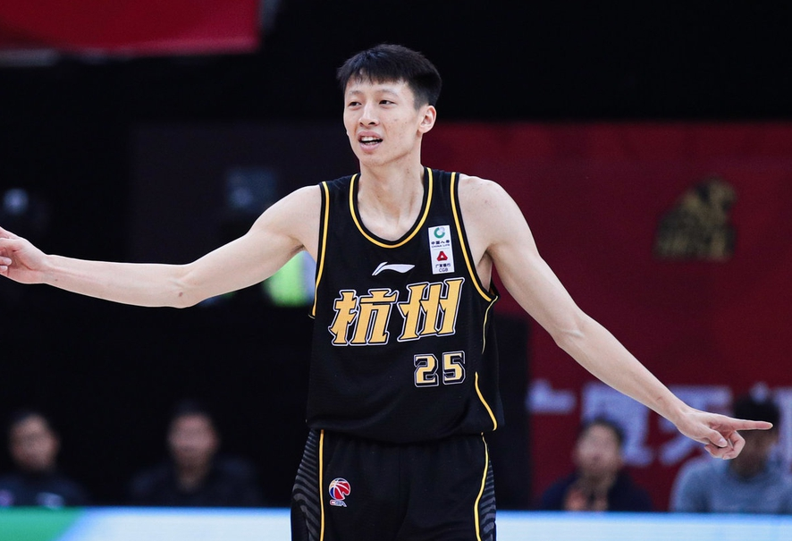 集结日体能课后，纽卡斯尔状态回暖备战国王杯，赛场秩序良好，赛季目标并未改变的简单介绍