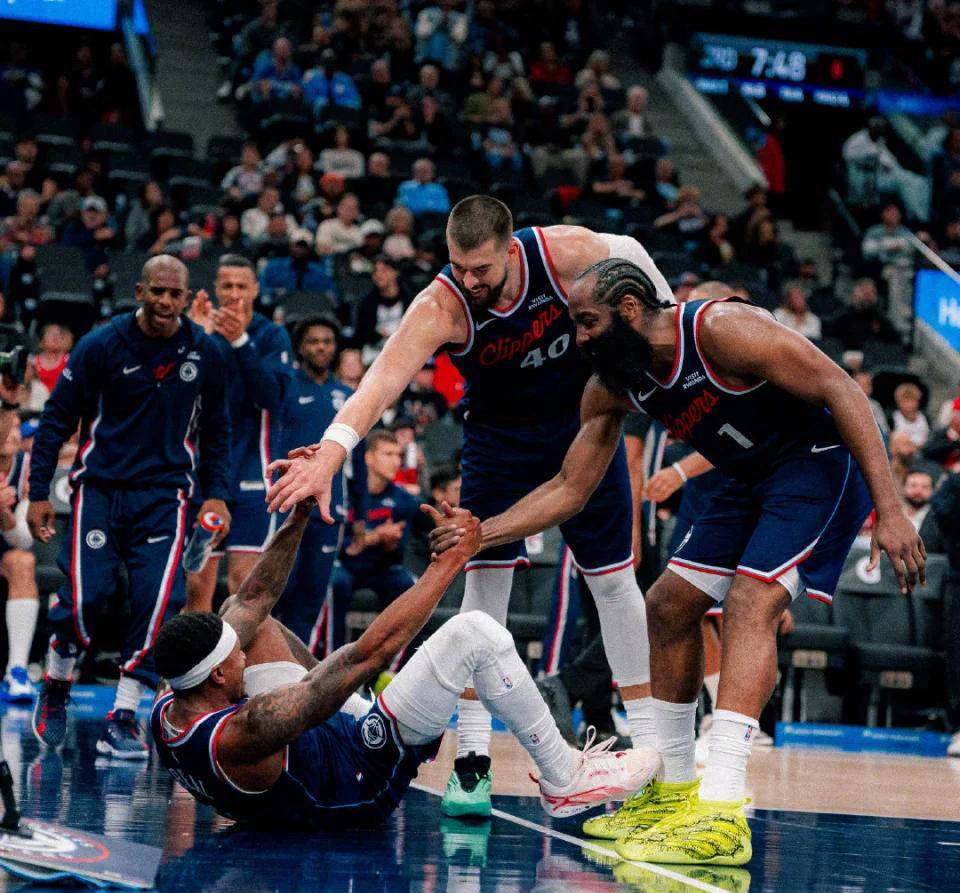 开云体育下载 - NBA季后赛赛程吃紧;摩纳哥清晨状态回暖;气氛紧张;资深球员宣示担当