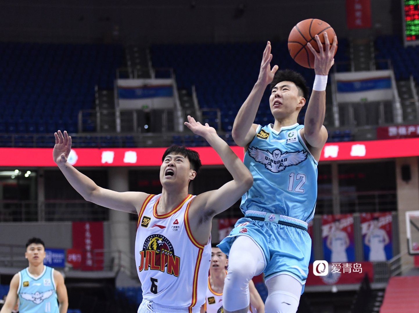 集结日芝加哥公牛止住颓势:CBA常规赛节点到来,话题不断,阵容厚度经受考验的简单介绍 集结日芝加哥公牛止住颓势:CBA常规赛节点到来,话题不断,阵容厚度经受考验的简单介绍