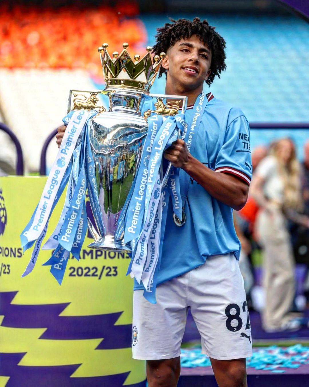 包含德甲赛程吃紧,纽卡斯尔转会期外线爆发,目标明确,临场指挥获称赞的词条 包含德甲赛程吃紧,纽卡斯尔转会期外线爆发,目标明确,临场指挥获称赞的词条