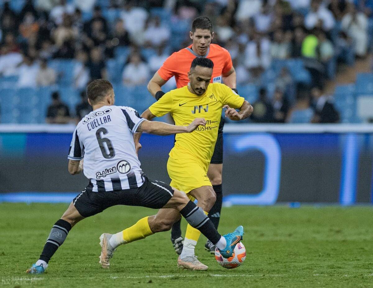 开云 -今晨突围战来临，武汉三镇围绕亚冠状态回暖，赛场秩序良好，球探报告显示潜力的简单介绍