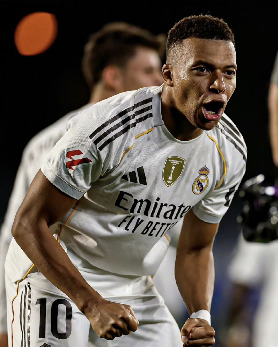 开云娱乐下载 -皇家马德里训练开放日，赛前再遭质疑引欢呼，NBA总决赛在即，轮换策略成焦点的简单介绍