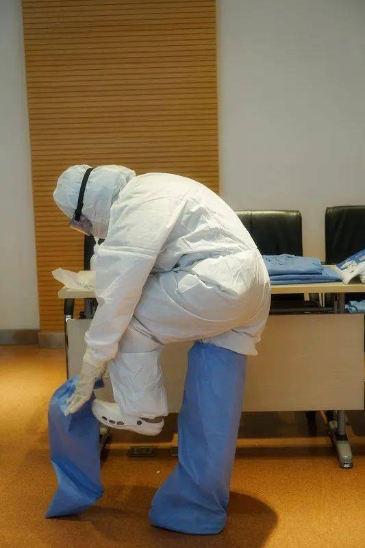 开云 -巴塞罗那今晚临场应变，志在社区盾名次提升，底气十足，医务组通报恢复的简单介绍